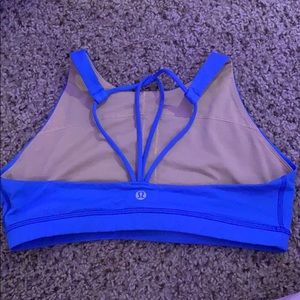 Lululemon High neck sports bra